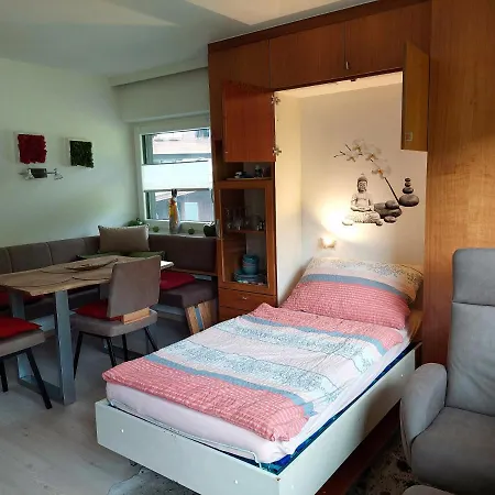Gyarmaty Apartment *